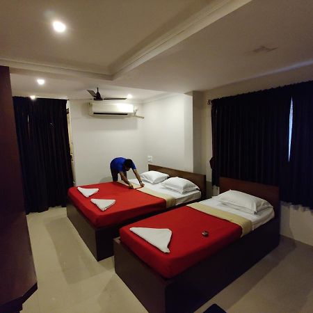 Vyavahar Lodge Udupi Eksteriør billede