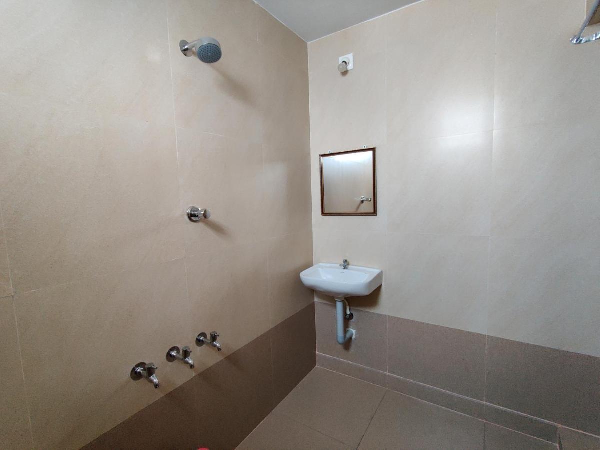 Vyavahar Lodge Udupi Eksteriør billede