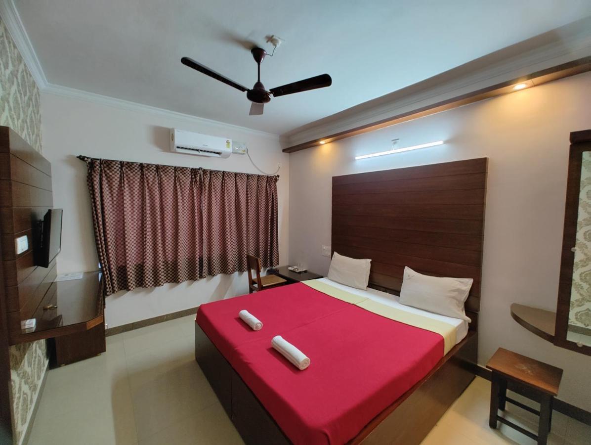 Vyavahar Lodge Udupi Eksteriør billede