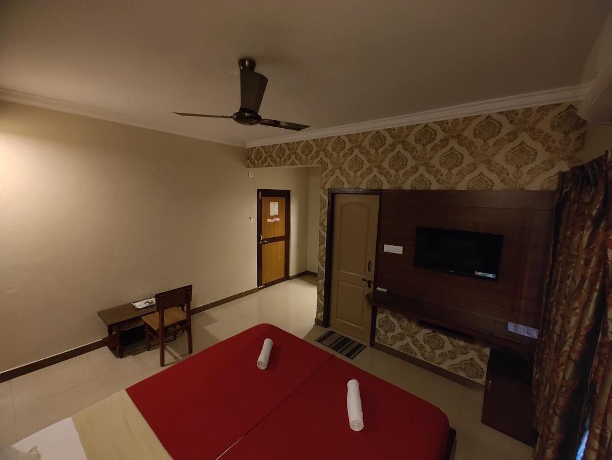 Vyavahar Lodge Udupi Eksteriør billede